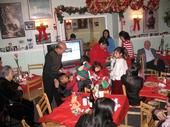 events/2006-12-22_moms_xmas_party/IMG_2815_800.jpg